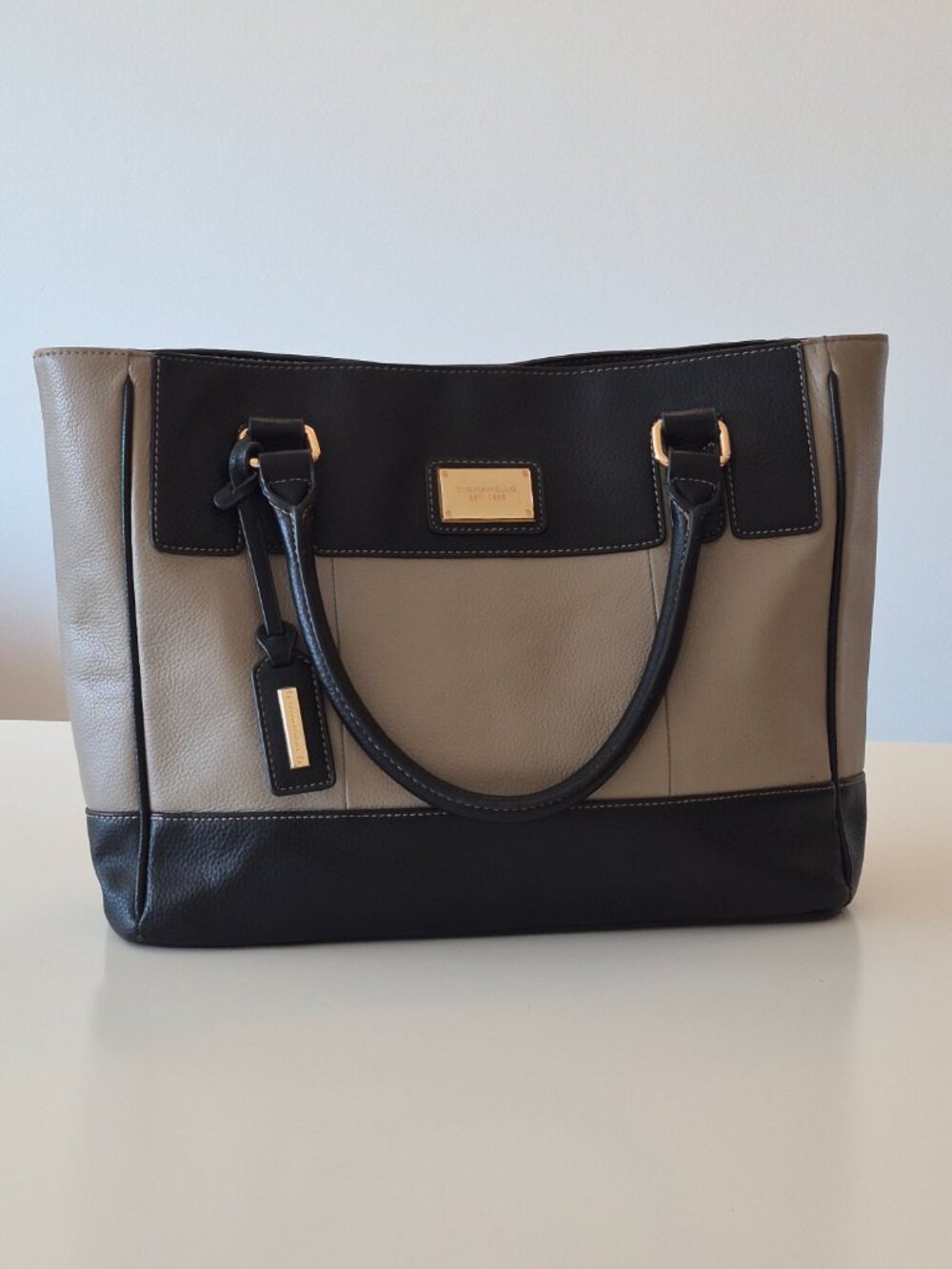 Tignanello Large Leather Tote Satchel Black Taupe Crossbody Shoulder Bag